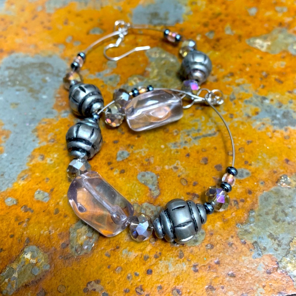 Beautiful beaded hoops✨ - Picture 3 of 3